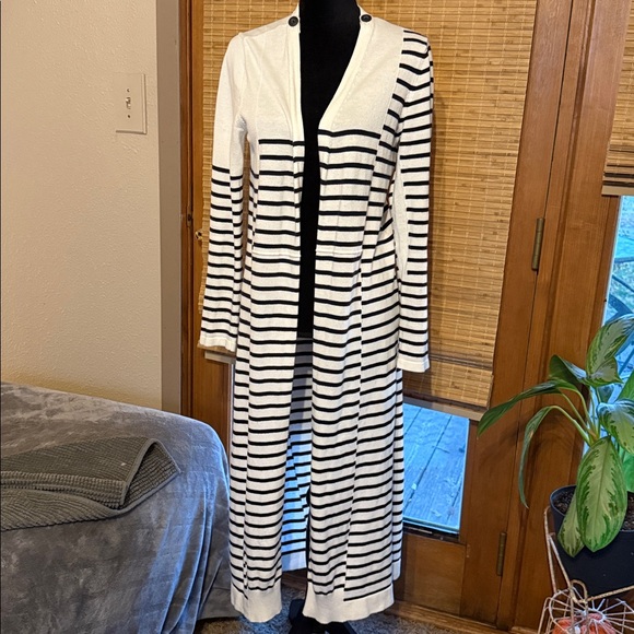 Cabi Victory Cardigan Sweater Long Blue Striped Knit Maxi Duster Sz Medium - Picture 2 of 8